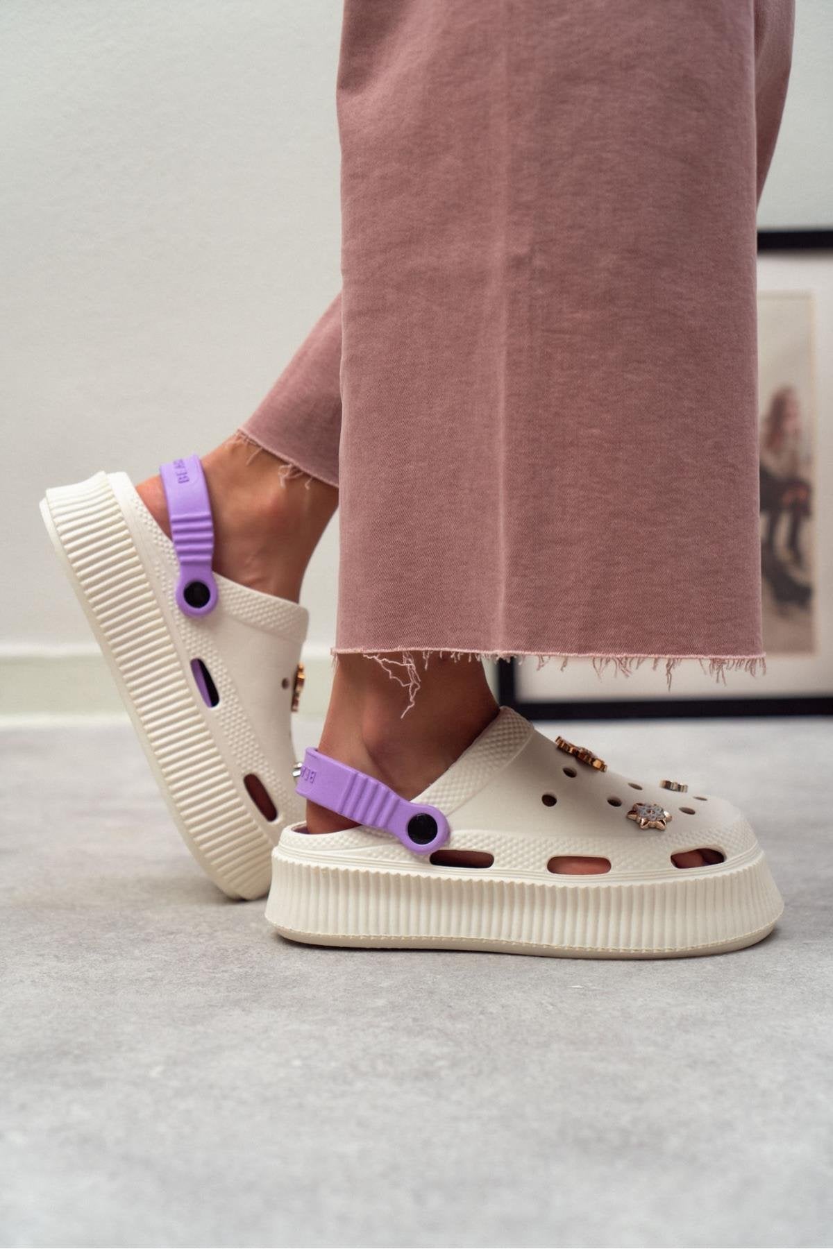 Clogs Vanilla & Purple